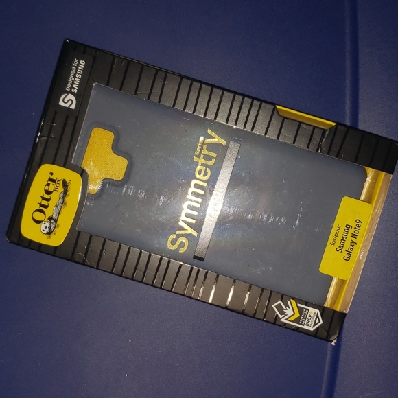 Otterbox - Picture 1 of 1